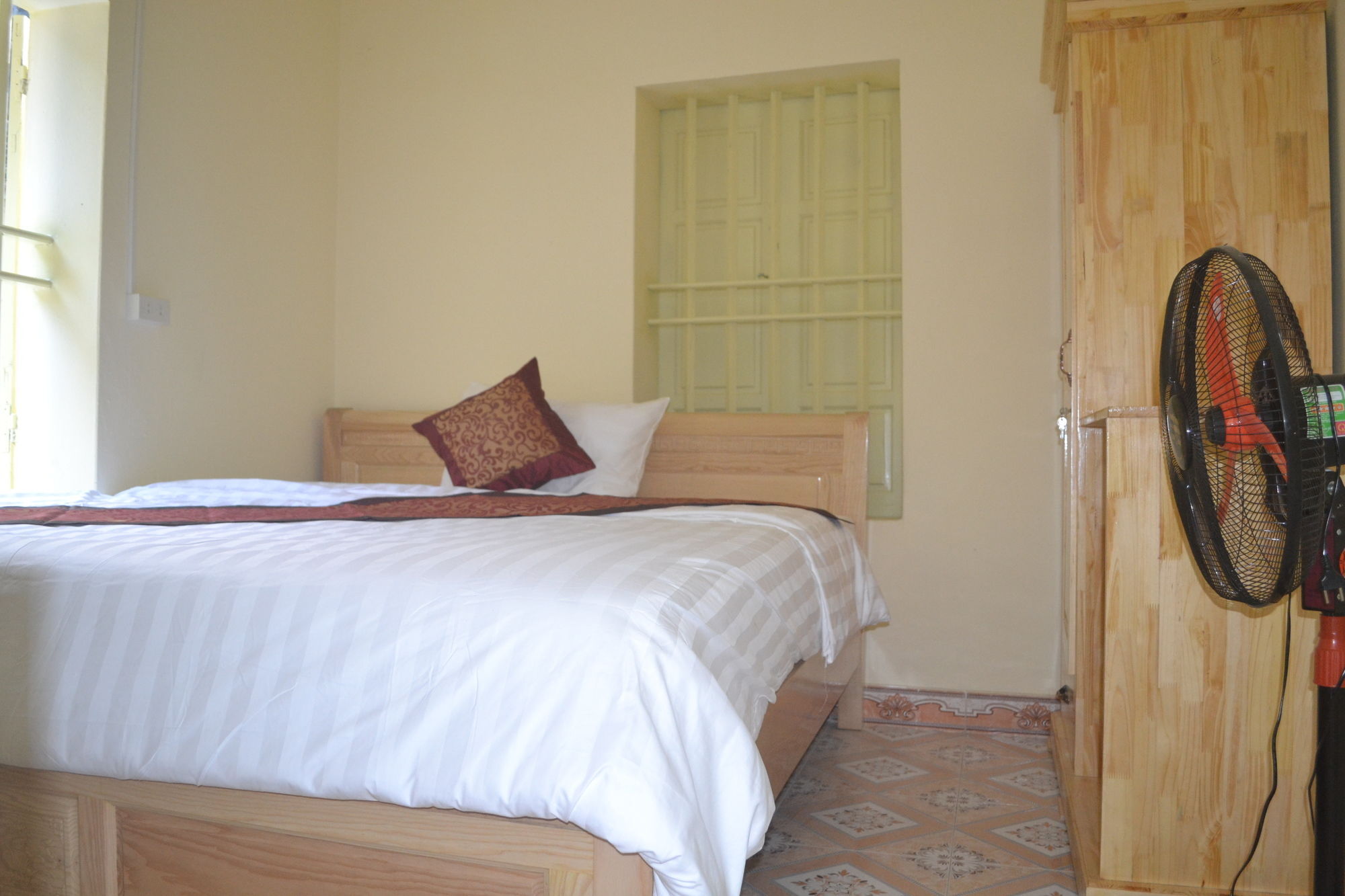 Hoalu Backpacker Homestay นิญบิ่ญ ภายนอก รูปภาพ