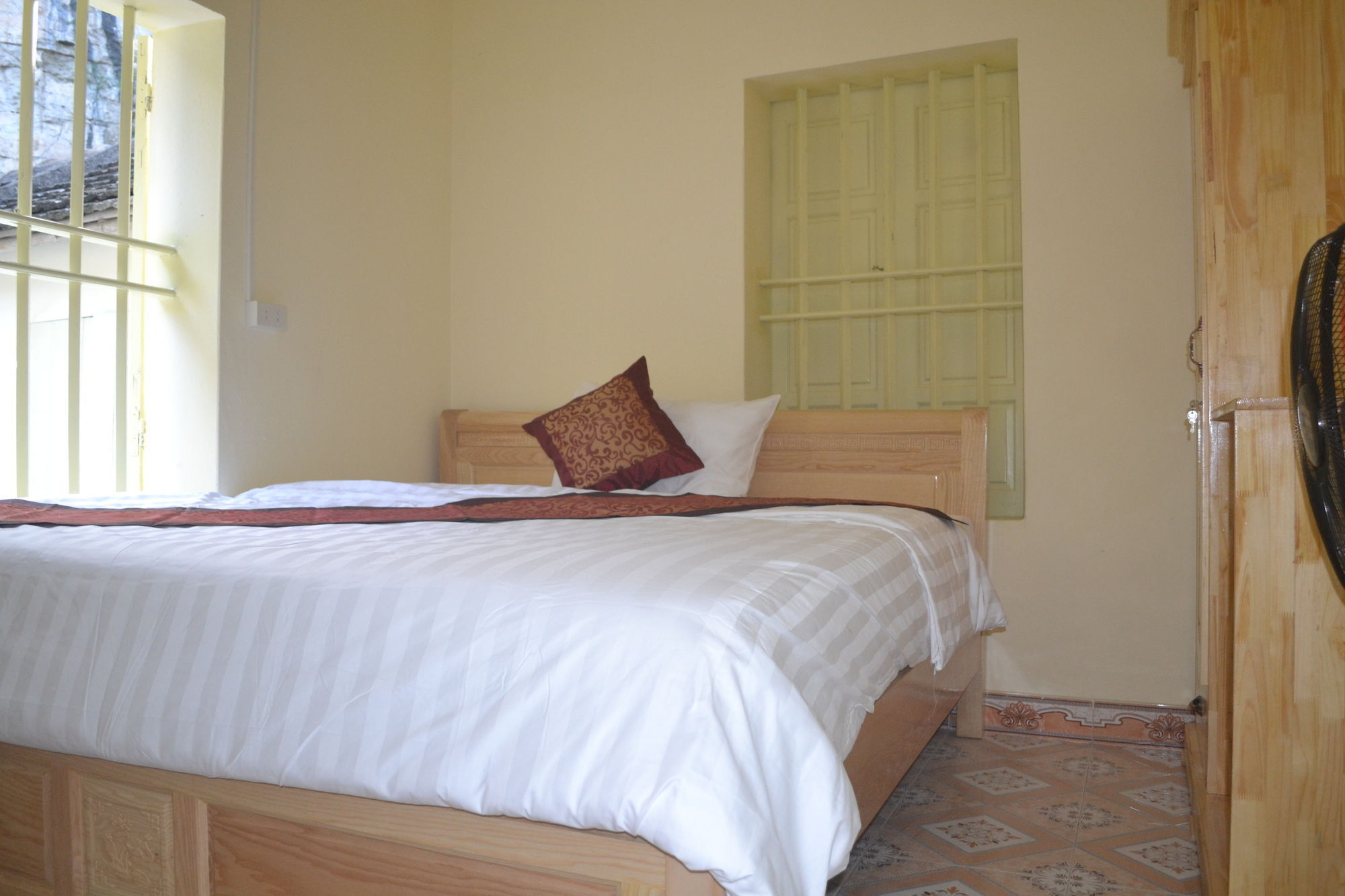 Hoalu Backpacker Homestay นิญบิ่ญ ภายนอก รูปภาพ